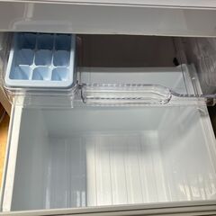 受付終了【霜が付かない冷蔵庫】三菱 シルバー 冷凍冷蔵庫 146L 配送無料 日時指定可能♬の画像