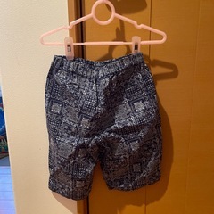 UNICLO 男子　半ズボンの画像