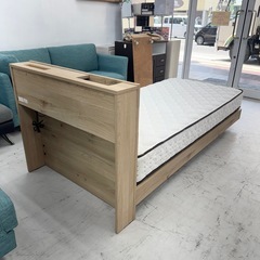 【超美品‼️】定価15万♪ 高級 サータ シングルベッド コンセント&照明付き 木目調ライトブラウン♪の画像