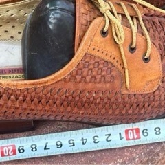 ブラウン 編み込みレザー カジュアル
シューズ 24の画像