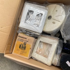電設資材いろいろの画像