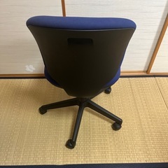 オフィスチェアの画像