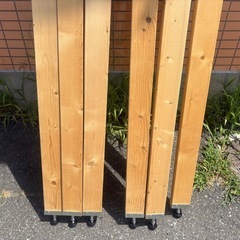 ツーバイフォー材 2×4 角材 柱 約4cm x 9cm x 224cm 6本の画像