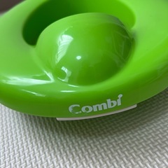 Combi 補助便座　グリーンの画像