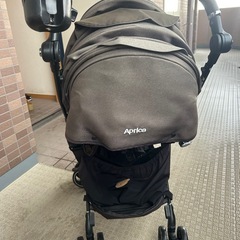 アップリカベビーカーの画像