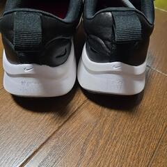 NIKEスター・ランナーの画像