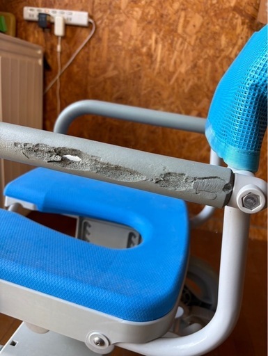 H0108 Uchie ウチエ 4輪 座面360度回転 シャワーラク 入浴用品 介護