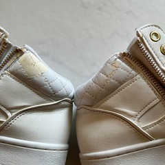 🟥VANSハイカットスニーカー🟥の画像