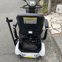 【美品・バッテリー交換済】フランスベッド Reha tech S747N 電動シニアカー セニアカー（4輪・取扱説明書あり）の画像