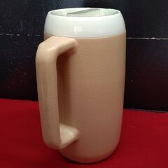 【リサイクルストアスターズ吉野店】 この暑い季節におススメ! 【未使用品】保冷ピッチャー 保冷ボトル 1.7リットル アイボリーの画像