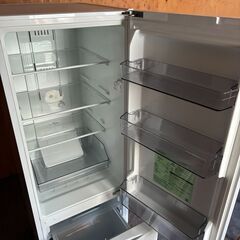 美品 170L 東芝冷蔵庫 冷蔵スペース大きめ 飲み物たっぷり入ります の画像
