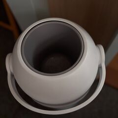 【超お得】ベビー用おむつゴミ箱！消臭効果抜群・使いやすいの画像