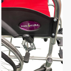 【東京都大田区引取限定】【ジャンク品】カドクラ 車いす 車椅子 赤色 折り畳み 中古の画像