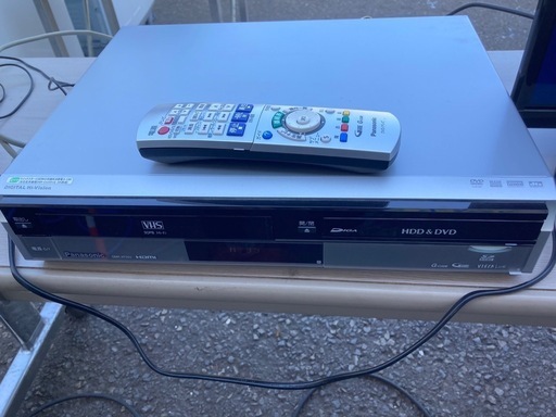 Panasonic HDD搭載DVDビデオ一体型レコーダー　VHS 地デジ非対応 Amazon | Panasonic DIGA DMR-EH70V-S 200GB HDD内蔵ビデオ一