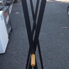 ハンガーラックの画像