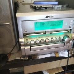 VICTORダブルMD.CD.ラジオ、テープコンポ激安1980円の画像
