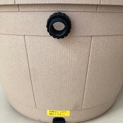メダカ　プラスチック鉢　2個セットの画像