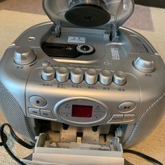 【レトロファン！早い者勝ち！！】ラジカセの画像