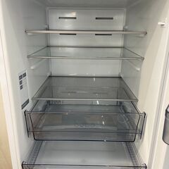 美品！冷蔵庫 ハイセンス 2024年 HR-G26E3W【安心の3ヶ月保証】💳自社配送時🌟代引き可💳※現金、クレジット、スマホ決済対応※の画像