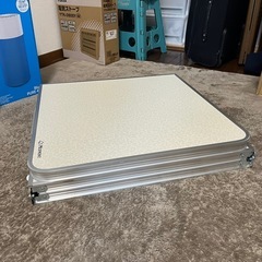 無料！アウトドアテーブルの画像