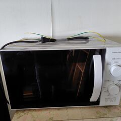 冷蔵庫2台、洗濯機1台、電子レンジ1台の画像