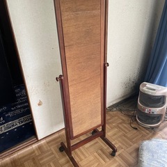姿見の画像