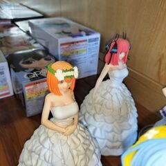 フィギュアまとめ売り、Qposket Disney、5等分の花嫁、呪術廻戦、セーラームーン、ガクト、ONE PIECE、ガンダム、ゼルダの伝説などの画像