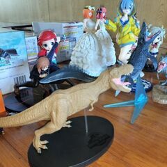 フィギュアまとめ売り、Qposket Disney、5等分の花嫁、呪術廻戦、セーラームーン、ガクト、ONE PIECE、ガンダム、ゼルダの伝説などの画像