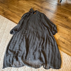マタニティ 授乳　ワンピース ミルクティー等　パンツ　服 まとめ売り 4着 セットの画像