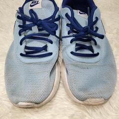 Nike レディース ライトブルー スニーカー 25cm（24.5）の画像