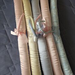 すべらないハンガーと布張りハンガーです。ズボン、スカートハンガー。の画像