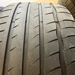 MOMO 255/35ZR19 4本 夏タイヤ中古 8分山以上 アウディBMWベンツなどにの画像