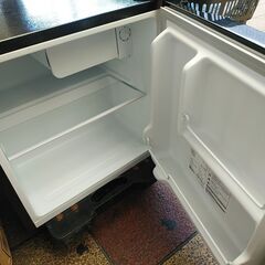 3か月間保証☆配達有り！8800円(税込み）maxzen 46L 1BOX 1ドア冷蔵庫 2024年製 ブラックの画像