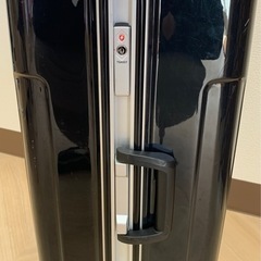 ハードスーツケースの画像