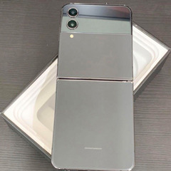 ジャンク品｜Android Galaxy Flip 4｜128gb｜SIMフリーの画像