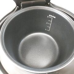品質保証☆配達有り！4800円(税込）LOCABO 5合炊き マイコンジャー炊飯器 2022年製 ブラックの画像