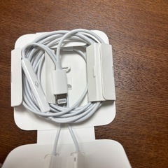 純正iPhone 有線イヤフォンの画像
