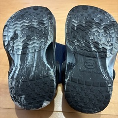 ベビーサンダル ブラック　グレー　12センチ　プール　水遊びキッズ　クロックス風の画像
