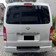 ハイエース200系の画像