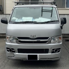ハイエース200系の画像