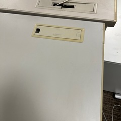 オフィス机袖机とセット　の画像
