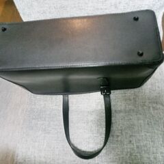 キングス　トートバッグ 横型 マイクロファイバーレザー製の画像