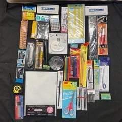 【大量まとめ】新品・未使用多数！文房具・オフィス用品セット／ハサミ・筆記具・ファイル・カッター・テープ・のり・文具いろいろの画像