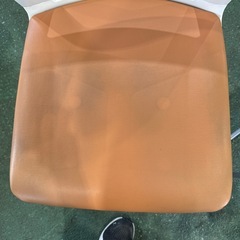 コクヨ　オフィスチェア　4脚の画像