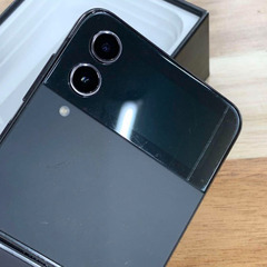 Android Galaxy Flip 4｜128gb｜SIMフリーの画像