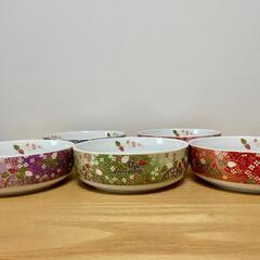 和風花柄陶器ボウル5個セットの画像