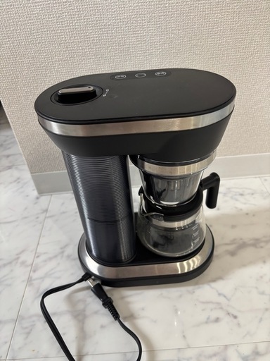 キューリグ　コーヒーメーカー美品　保証書付き　お値下げしました　保証書付き キューリグ コーヒーメーカー美品 保証書付き お値下げしました