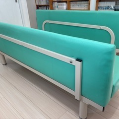 待合室室ソファー②の画像
