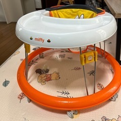 美品　ミッフィー　歩行器の画像