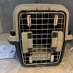 【未使用】ペットキャリー ケース ゲージ 飛行機 車 小型犬 いぬ 防災 避難の画像